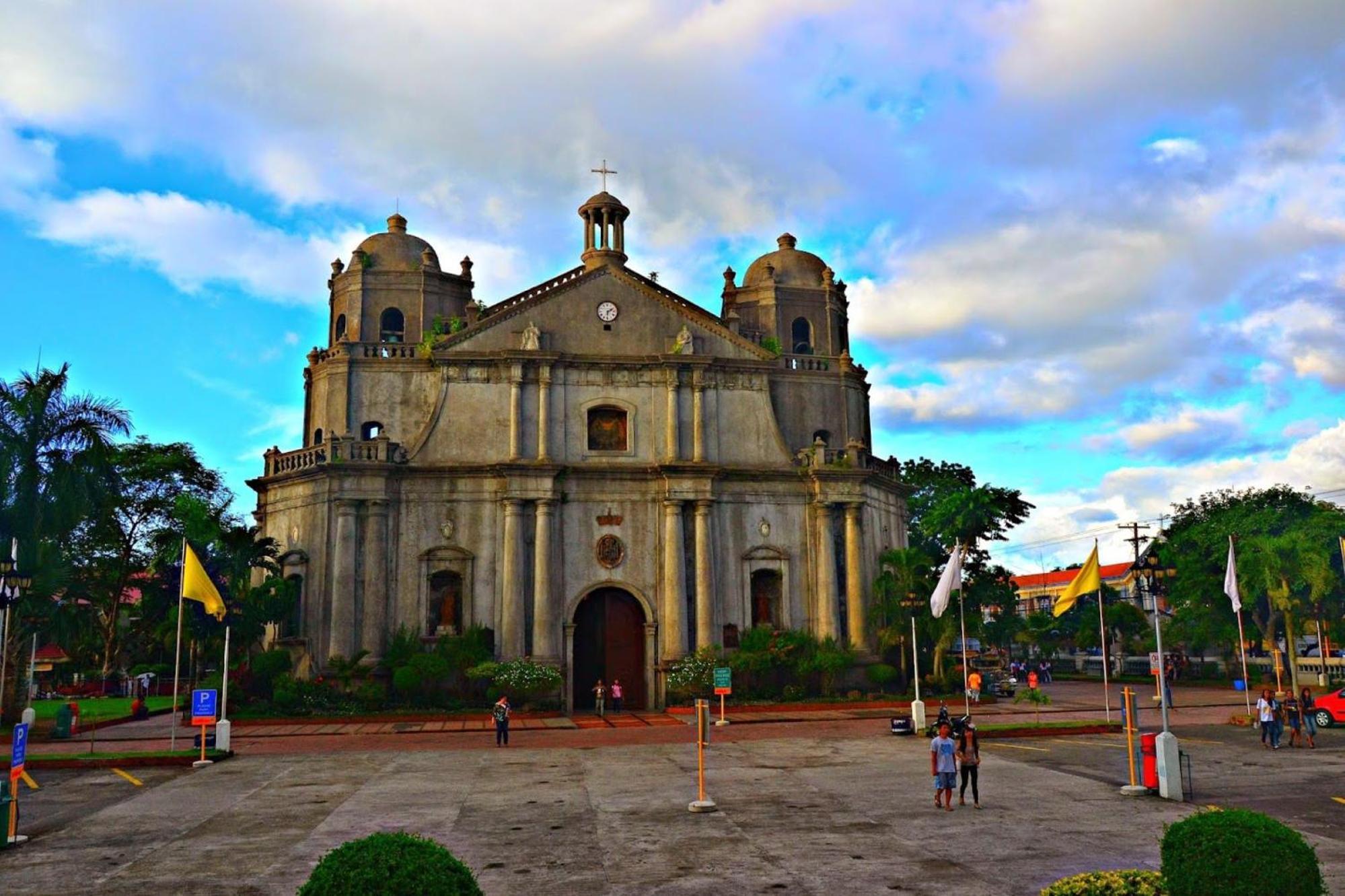 Hotel Reddoorz At Sta Cruz Naga City Exterior foto